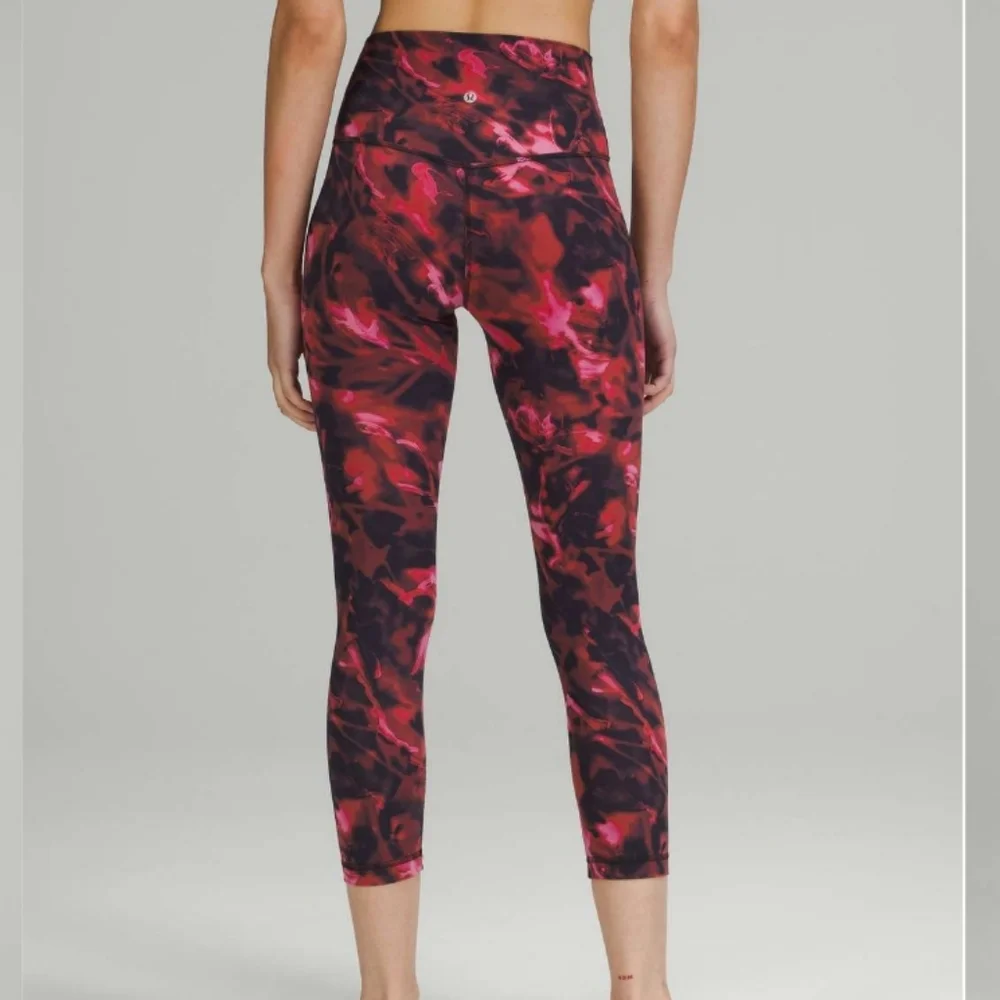 SOLD Sz 8 Lululemon Align High-Rise Crop 25" Intensity Pink Blossom Multi Nulu. - Picture 4 of 9